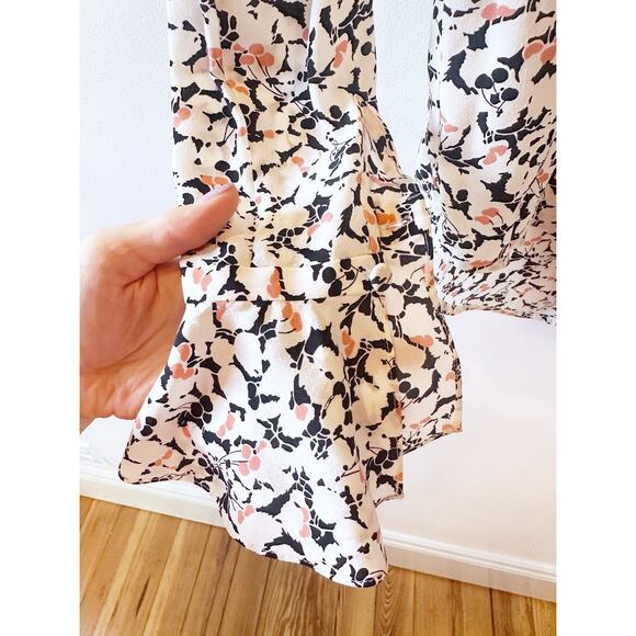 Veronica Beard 100% Silk Long Sleeve White Black Print Neck Tie Button Up Blouse - Picture 3 of 7